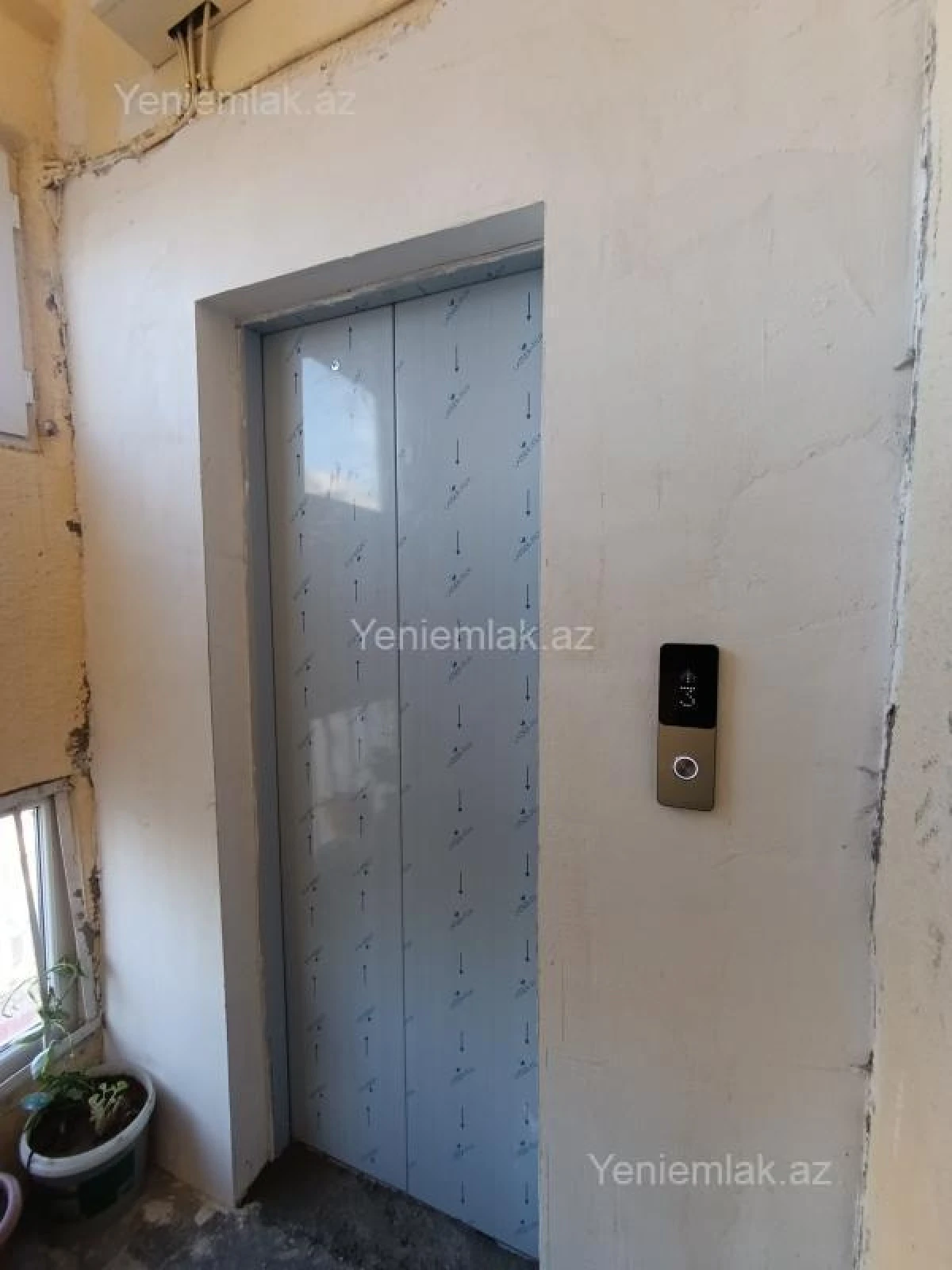 Satılır 5 otaqlı köhnə tikili 125 m²