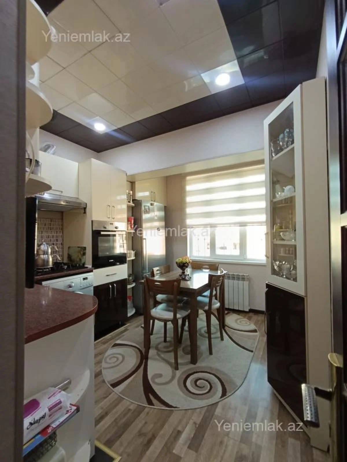 Satılır 5 otaqlı köhnə tikili 125 m²