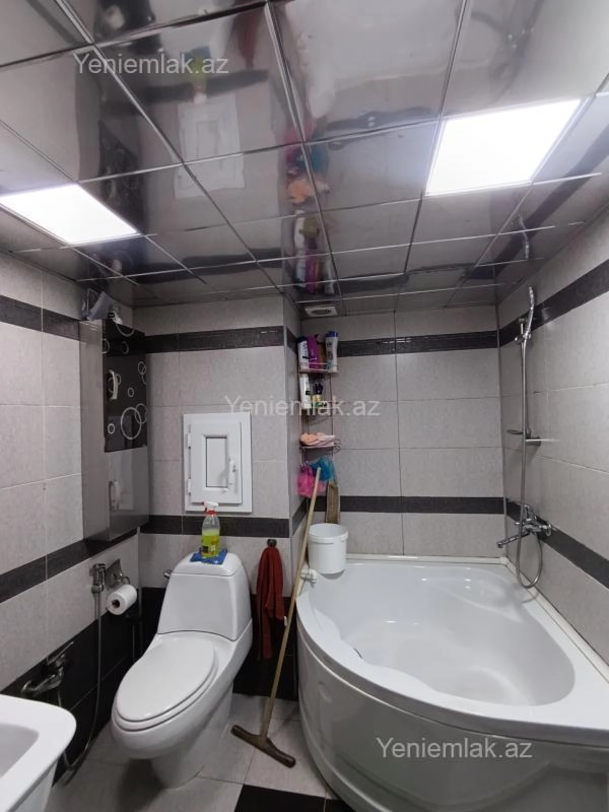 Satılır 5 otaqlı köhnə tikili 125 m²