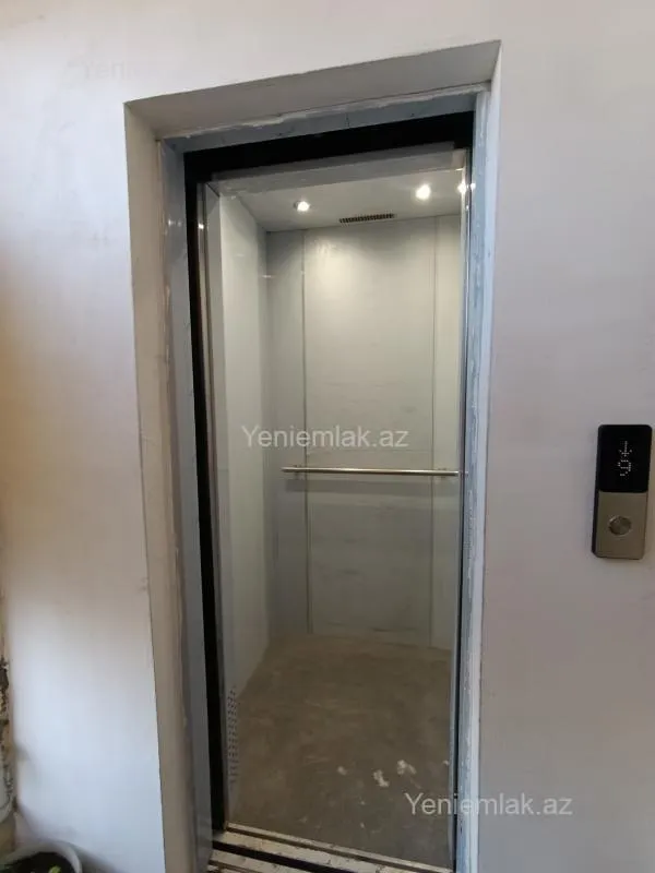 Satılır 5 otaqlı köhnə tikili 125 m²