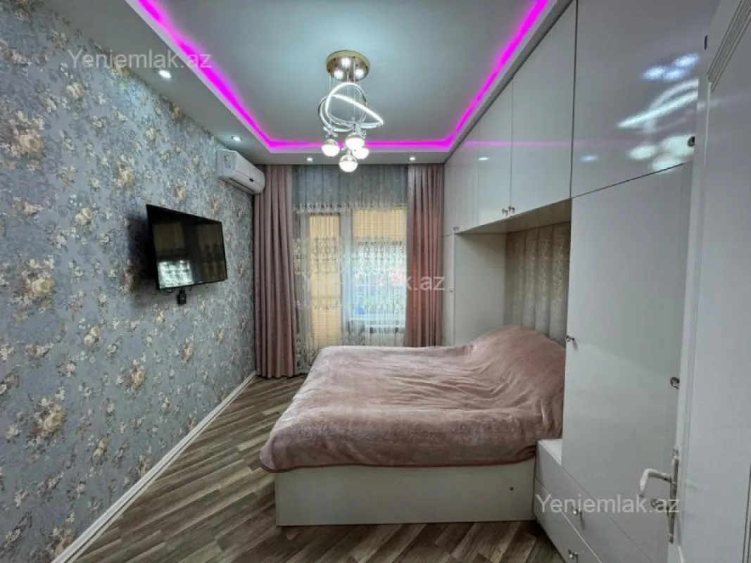 Satılır 2 otaqlı köhnə tikili 60 m²