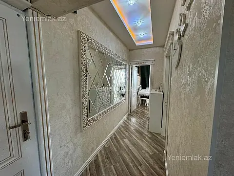 Satılır 2 otaqlı köhnə tikili 60 m²