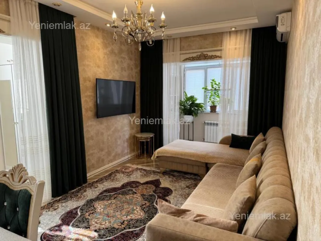 Satılır 2 otaqlı köhnə tikili 60 m²