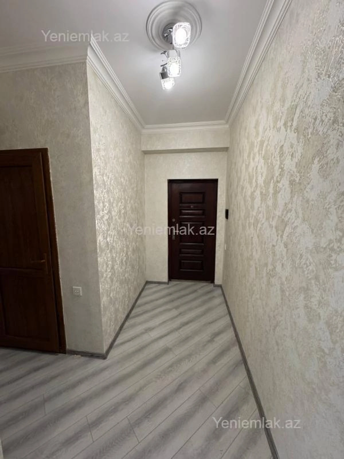 Satılır 3 otaqlı yeni tikili 72 m²