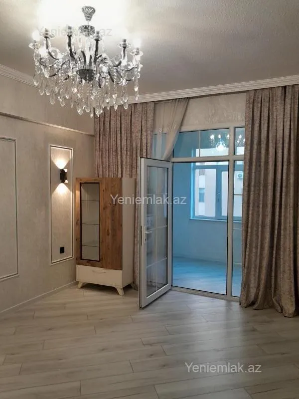 Satılır 3 otaqlı yeni tikili 74 m²