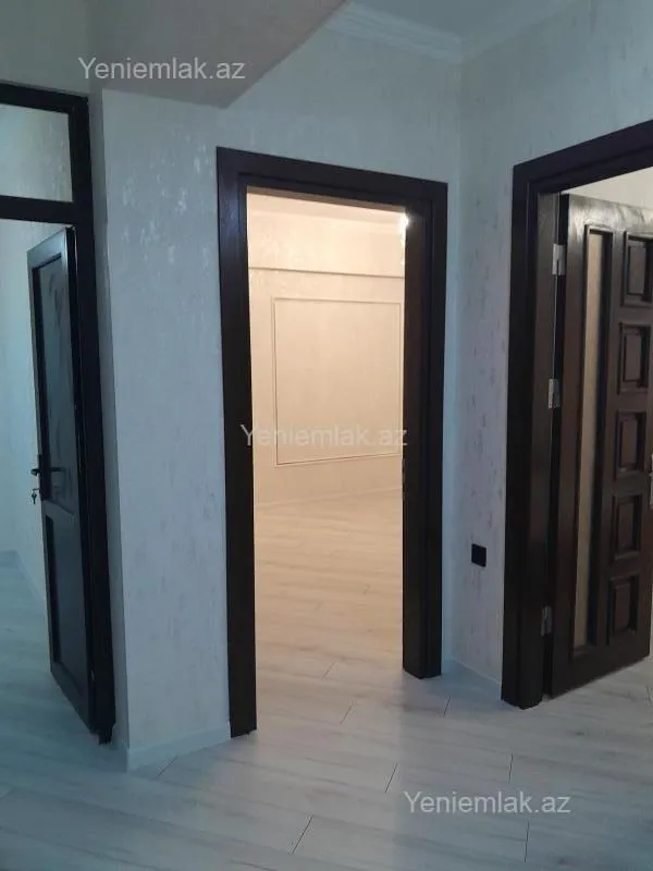 Satılır 3 otaqlı yeni tikili 74 m²