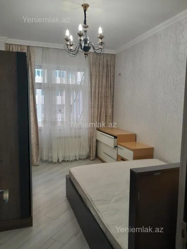 Satılır 3 otaqlı yeni tikili 74 m²
