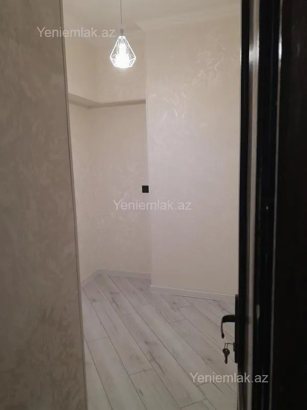 Satılır 3 otaqlı yeni tikili 74 m²