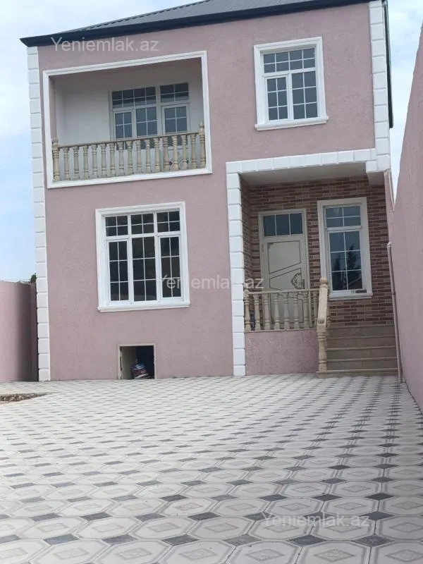 Satılır 4 otaqlı həyət evi 160 m²