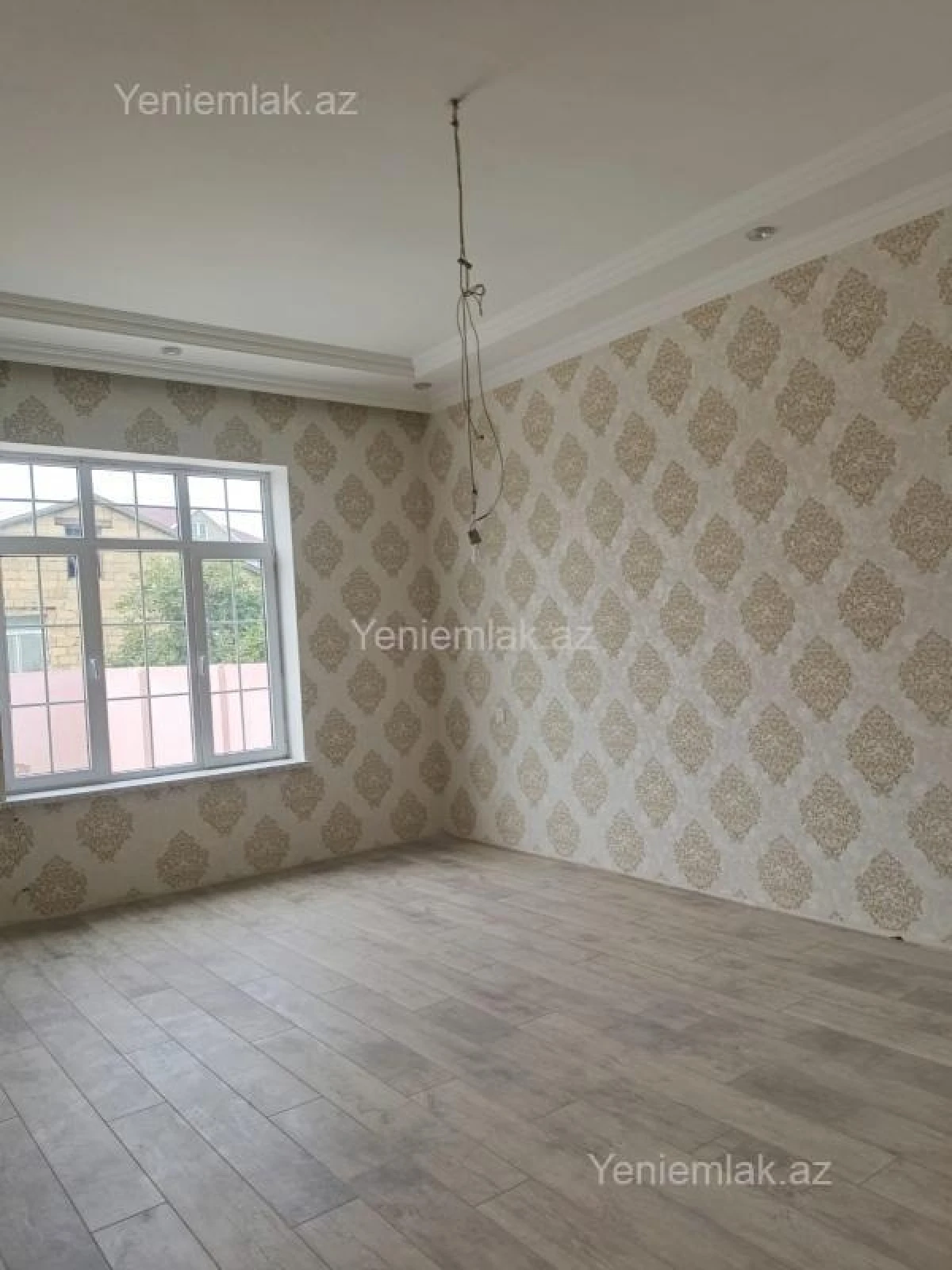 Satılır 4 otaqlı həyət evi 160 m²