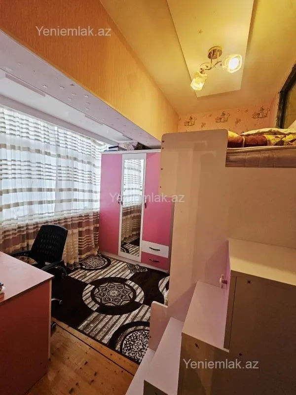 Satılır 3 otaqlı yeni tikili 85 m²