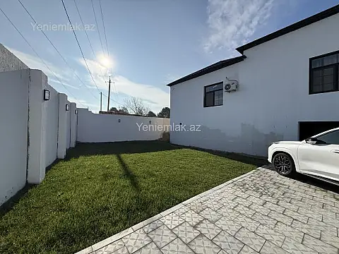 Satılır 4 otaqlı həyət evi 250 m²