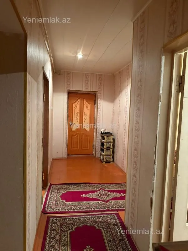 Satılır 3 otaqlı köhnə tikili 55 m²