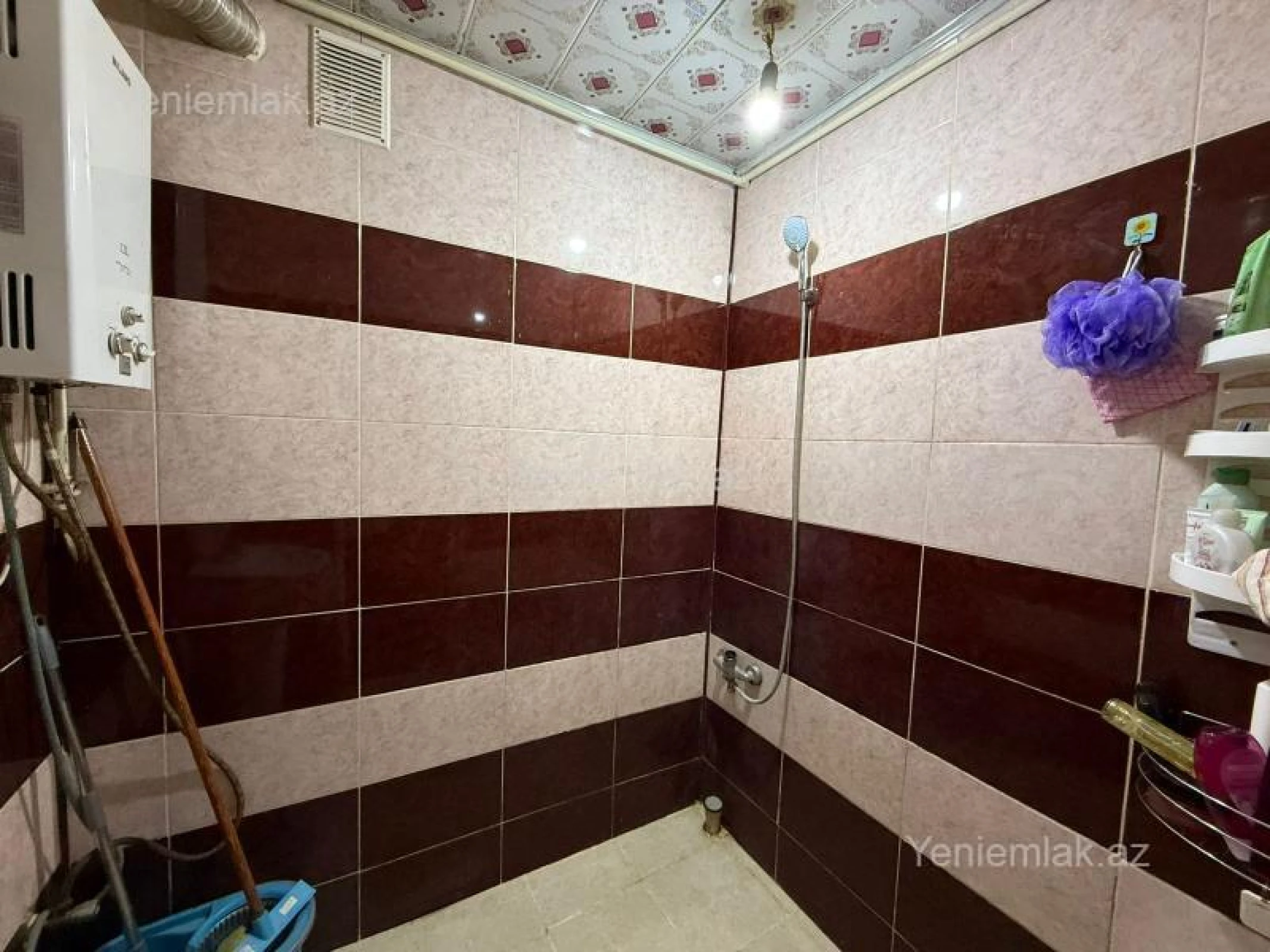 Satılır 3 otaqlı köhnə tikili 55 m²