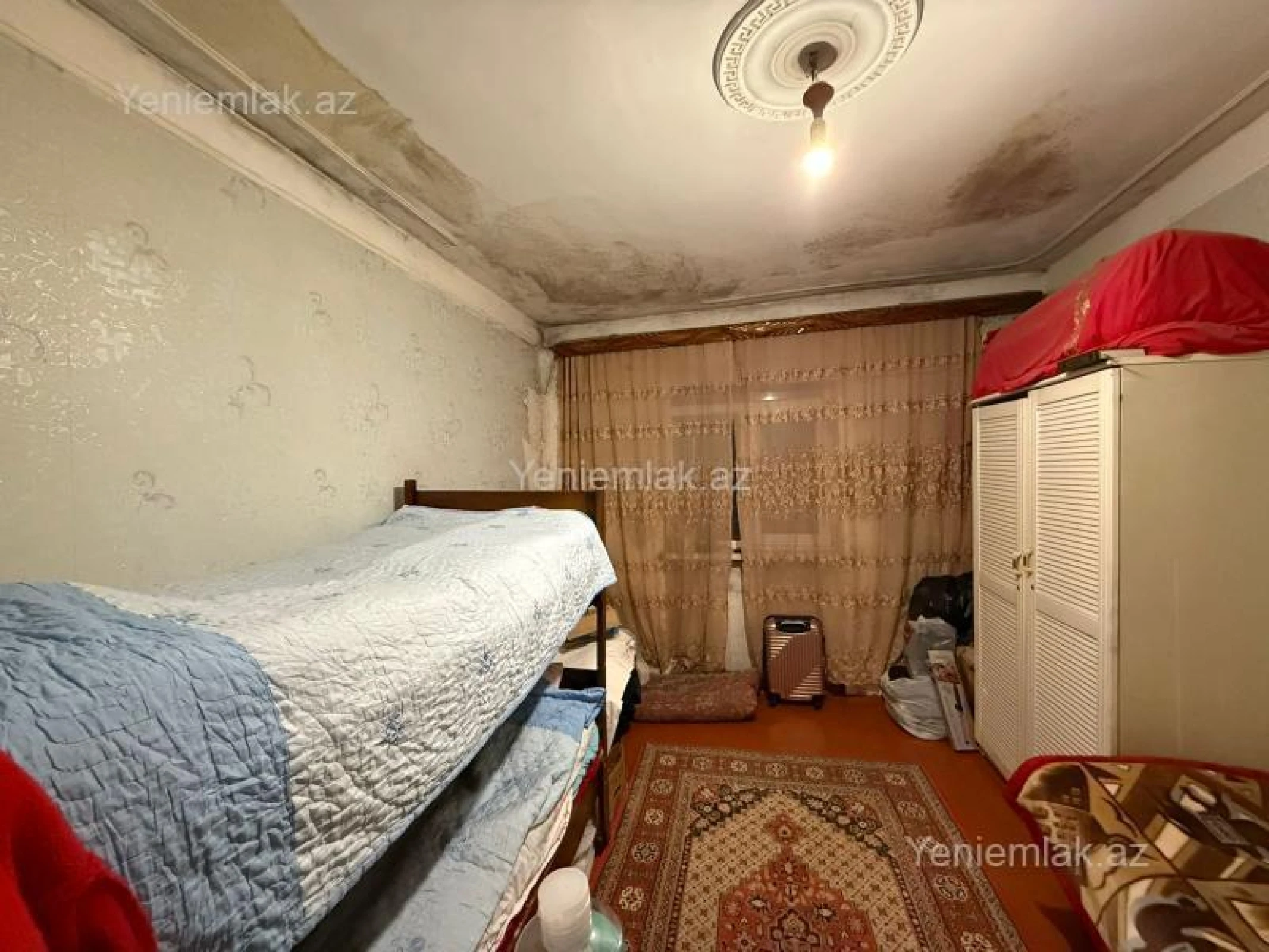 Satılır 3 otaqlı köhnə tikili 55 m²