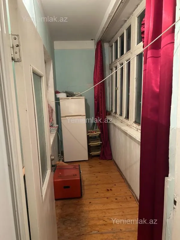Satılır 3 otaqlı köhnə tikili 75 m²