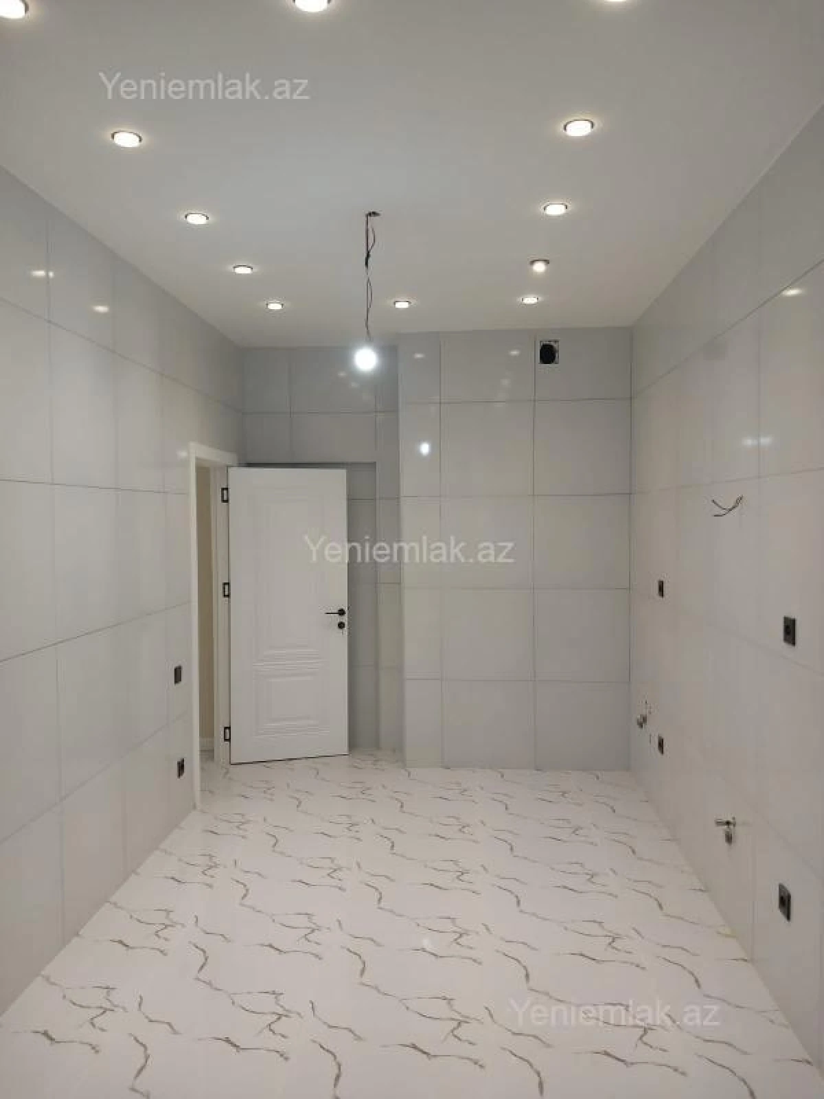 Satılır 2 otaqlı yeni tikili 74 m²