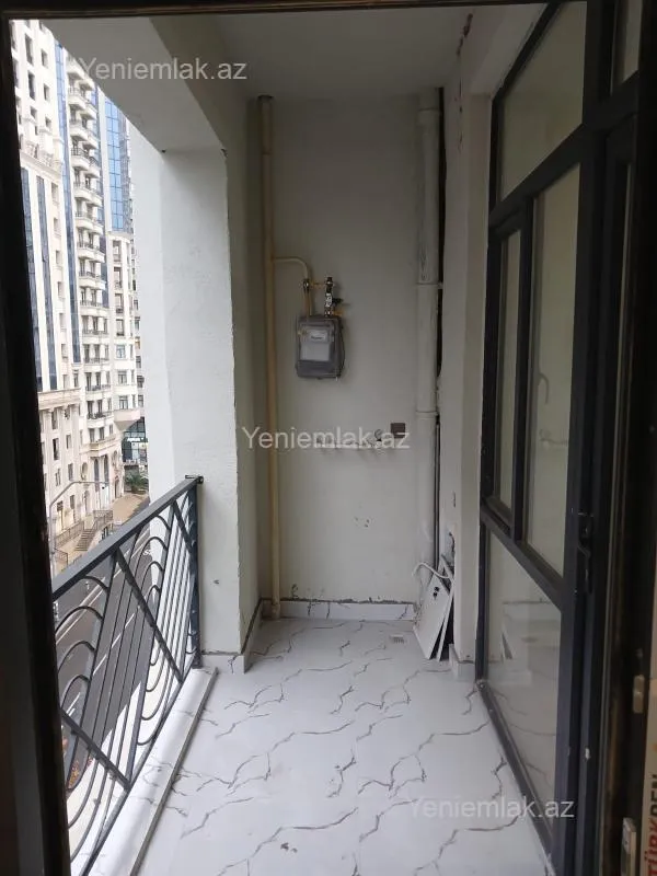 Satılır 2 otaqlı yeni tikili 74 m²
