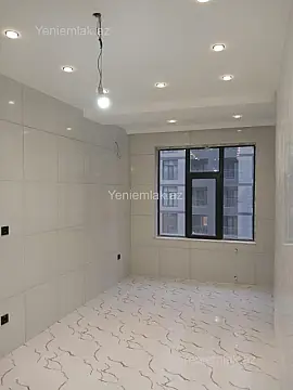 Satılır 2 otaqlı yeni tikili 74 m²