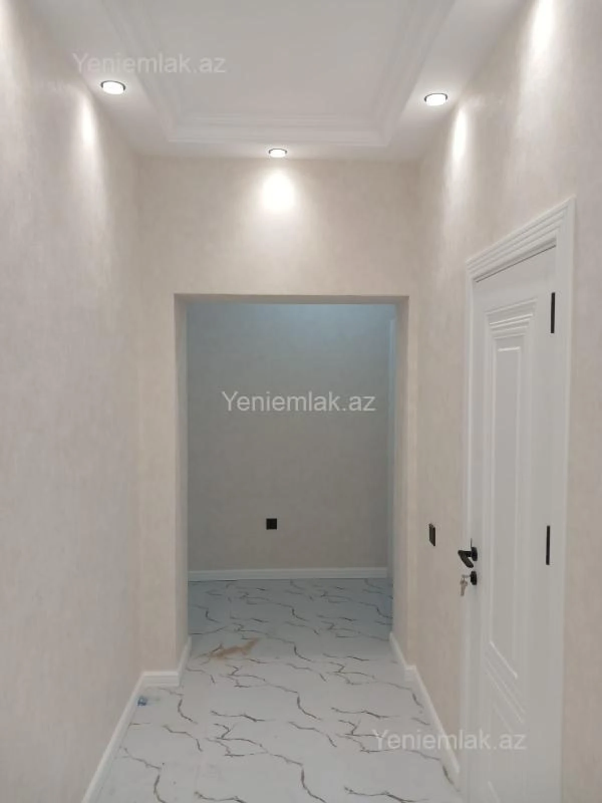 Satılır 2 otaqlı yeni tikili 74 m²