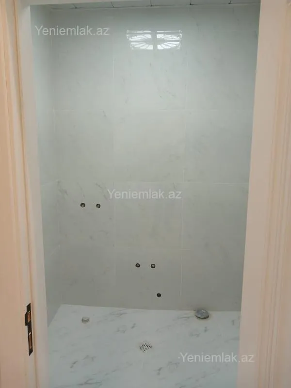 Satılır 2 otaqlı yeni tikili 74 m²