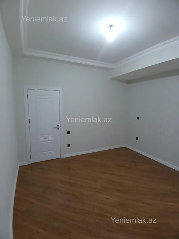 Satılır 2 otaqlı yeni tikili 74 m²