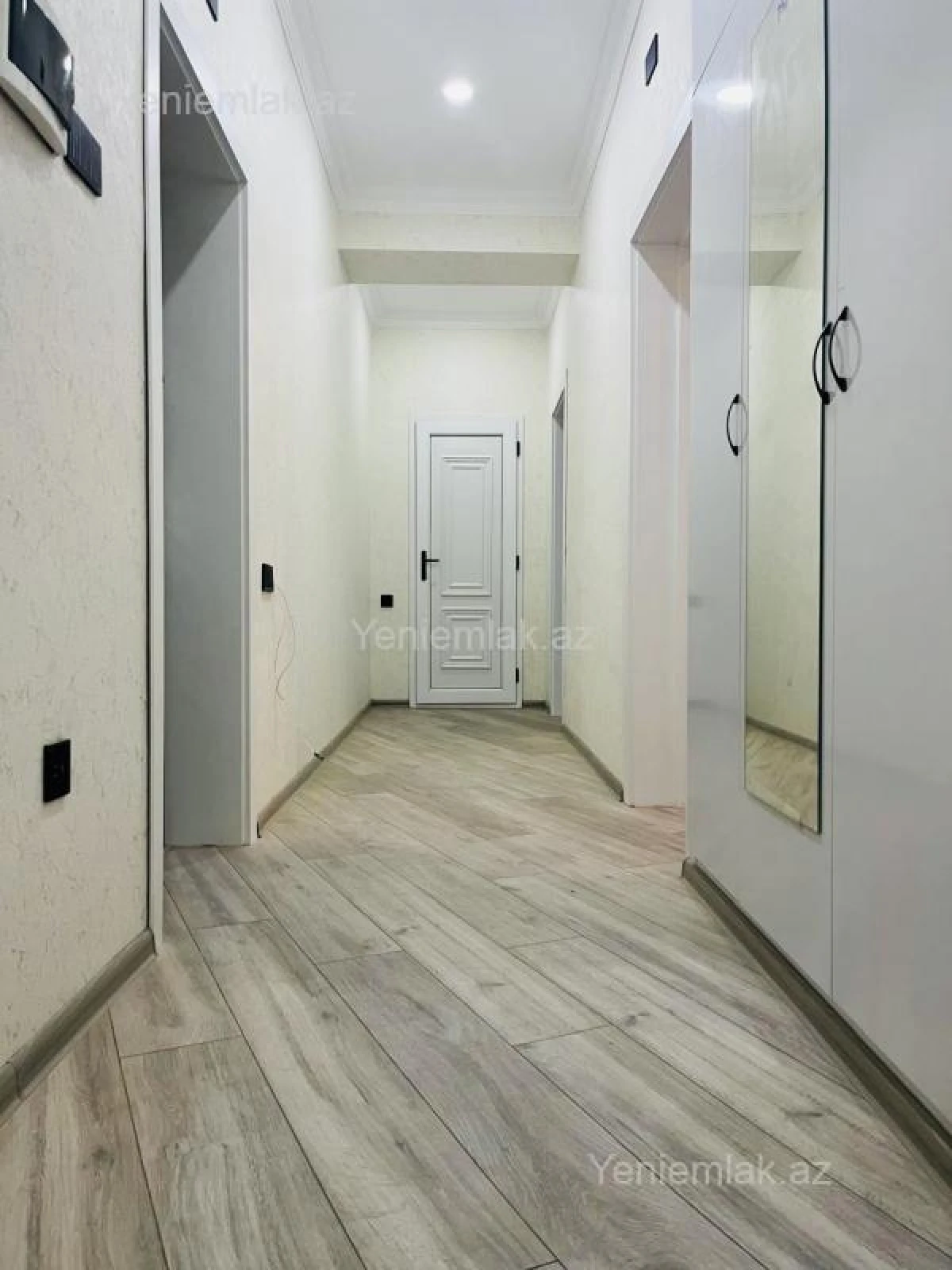 Satılır 2 otaqlı yeni tikili 88 m²