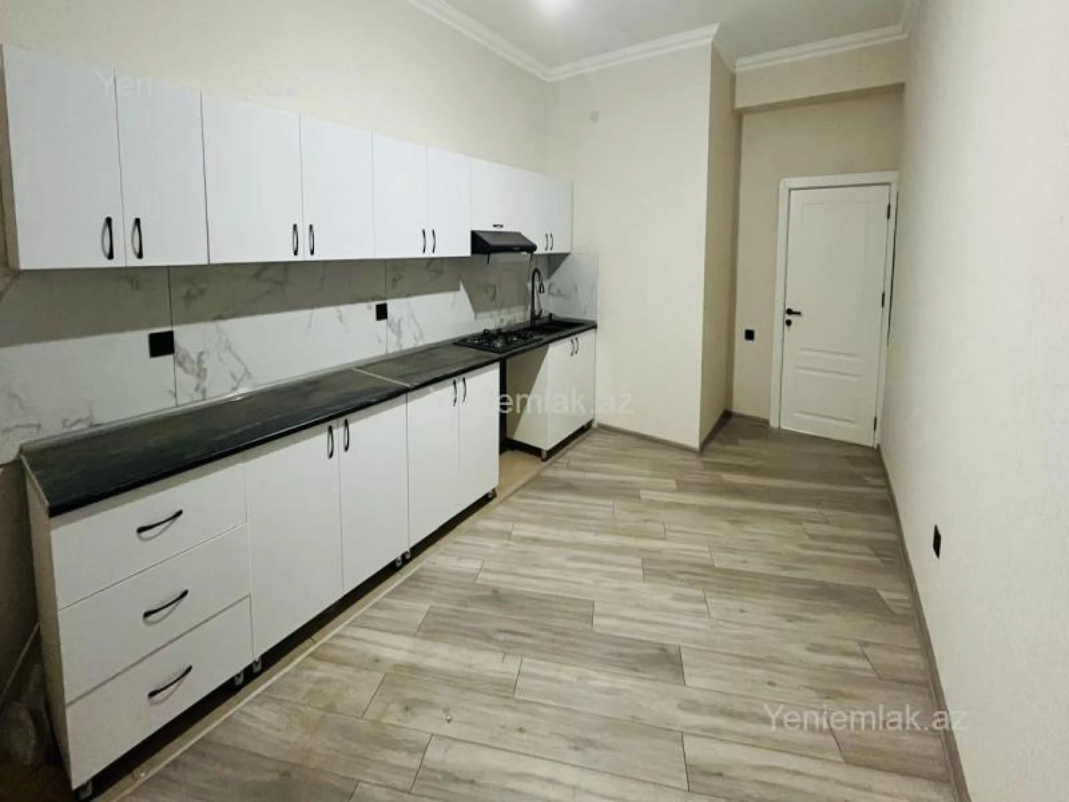 Satılır 2 otaqlı yeni tikili 88 m²