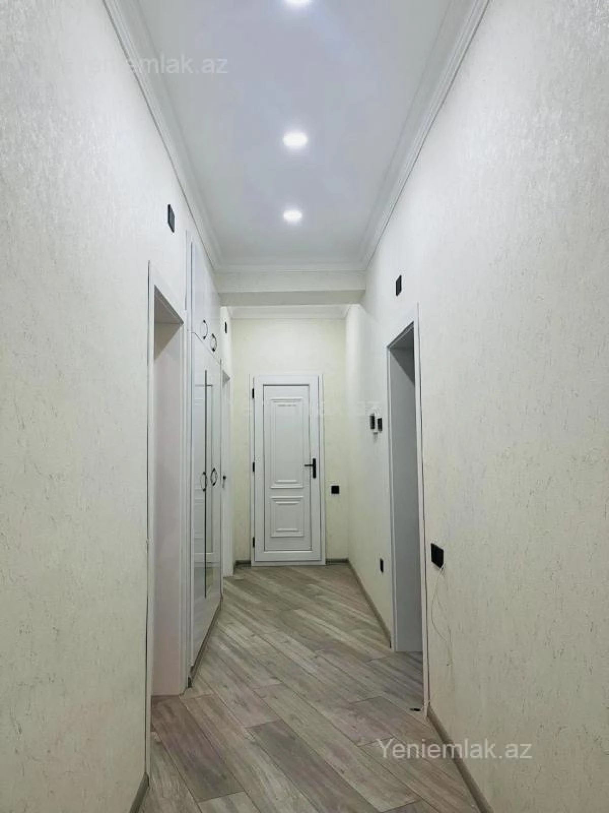 Satılır 2 otaqlı yeni tikili 88 m²