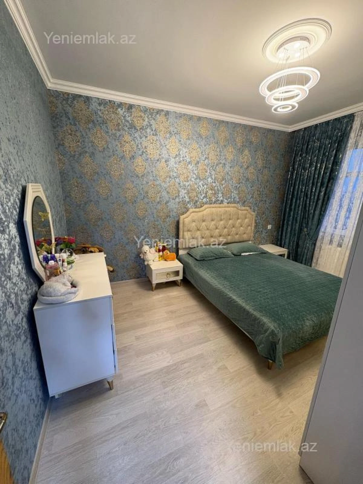 Satılır 2 otaqlı köhnə tikili 54 m²