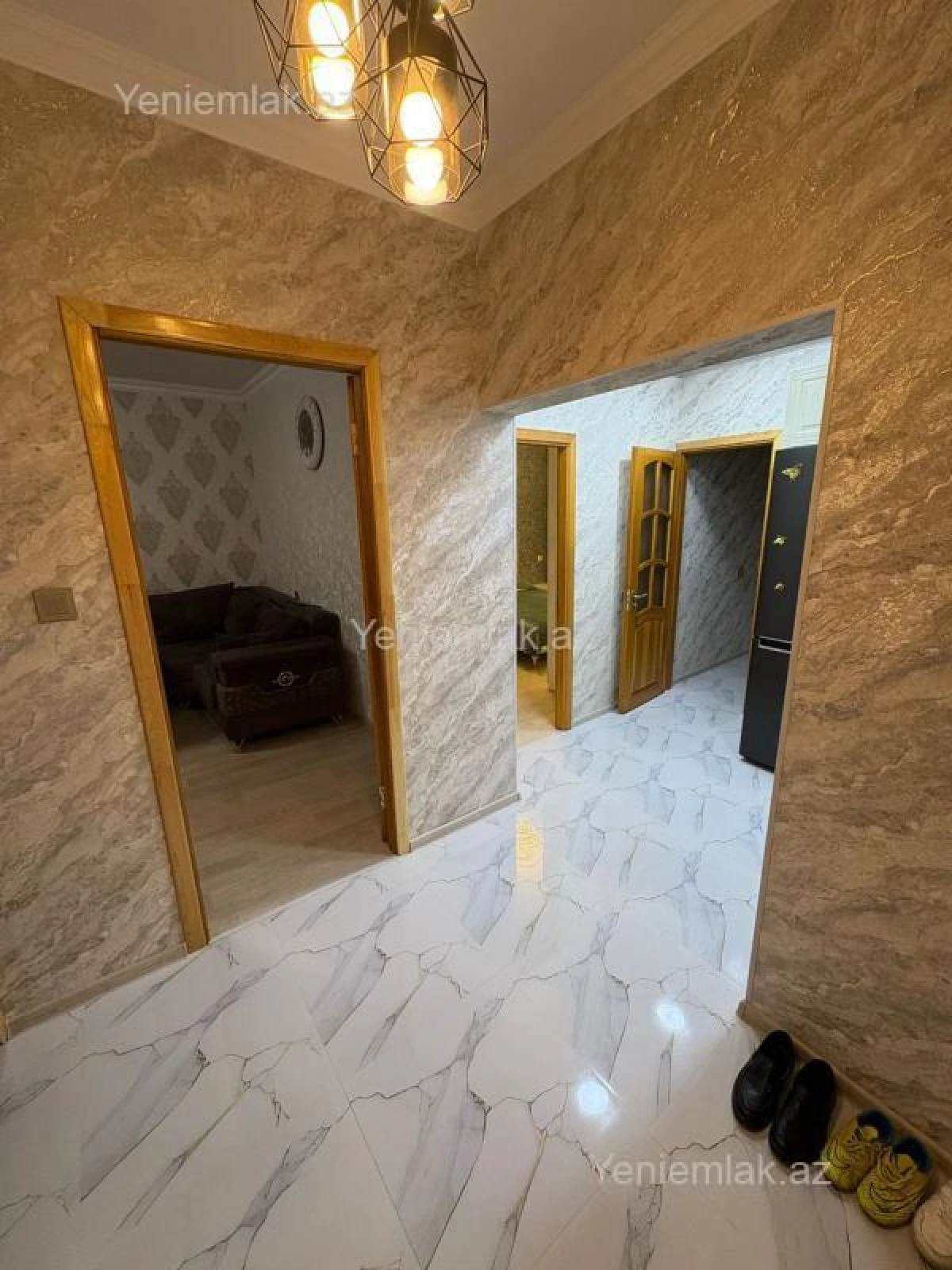 Satılır 2 otaqlı köhnə tikili 54 m²