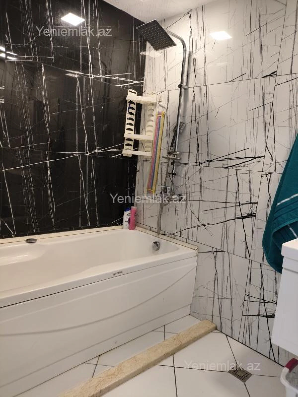 Satılır 3 otaqlı yeni tikili 110 m²