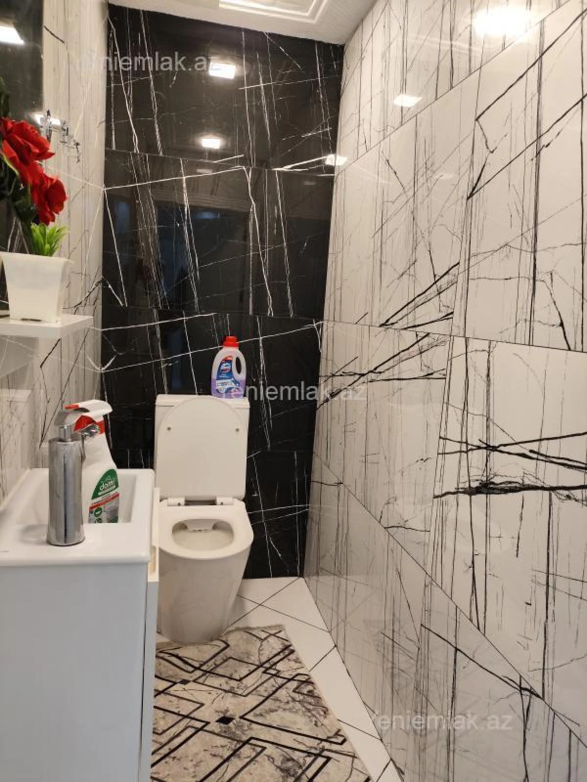 Satılır 3 otaqlı yeni tikili 110 m²