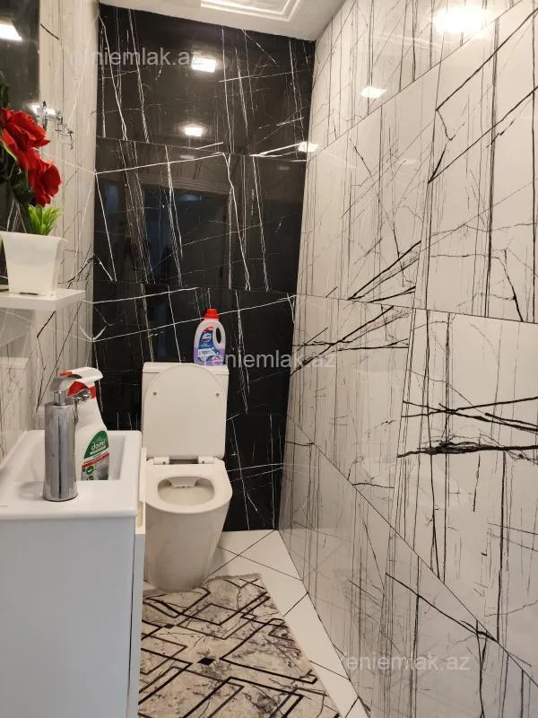 Satılır 3 otaqlı yeni tikili 110 m²