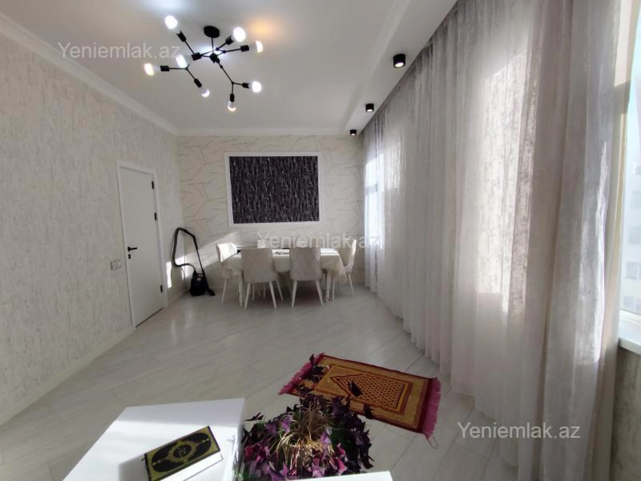 Satılır 3 otaqlı yeni tikili 110 m²