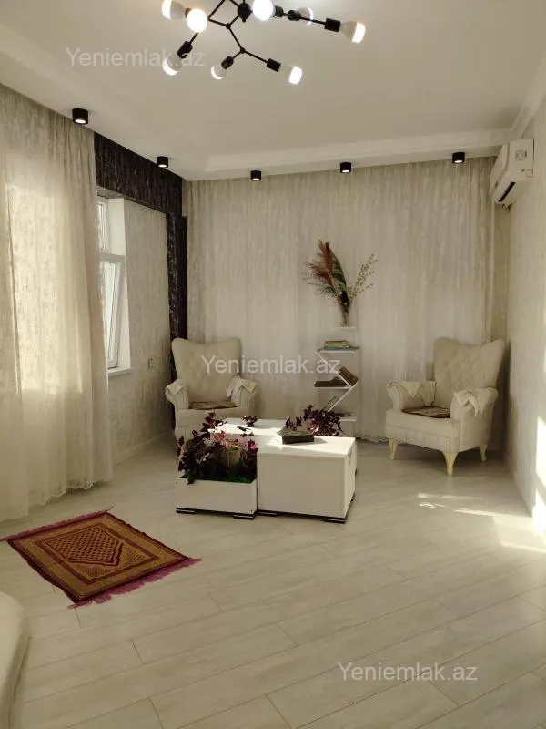 Satılır 3 otaqlı yeni tikili 110 m²