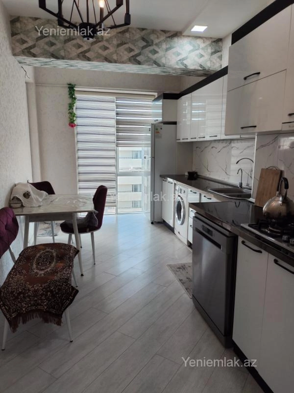 Satılır 3 otaqlı yeni tikili 110 m²