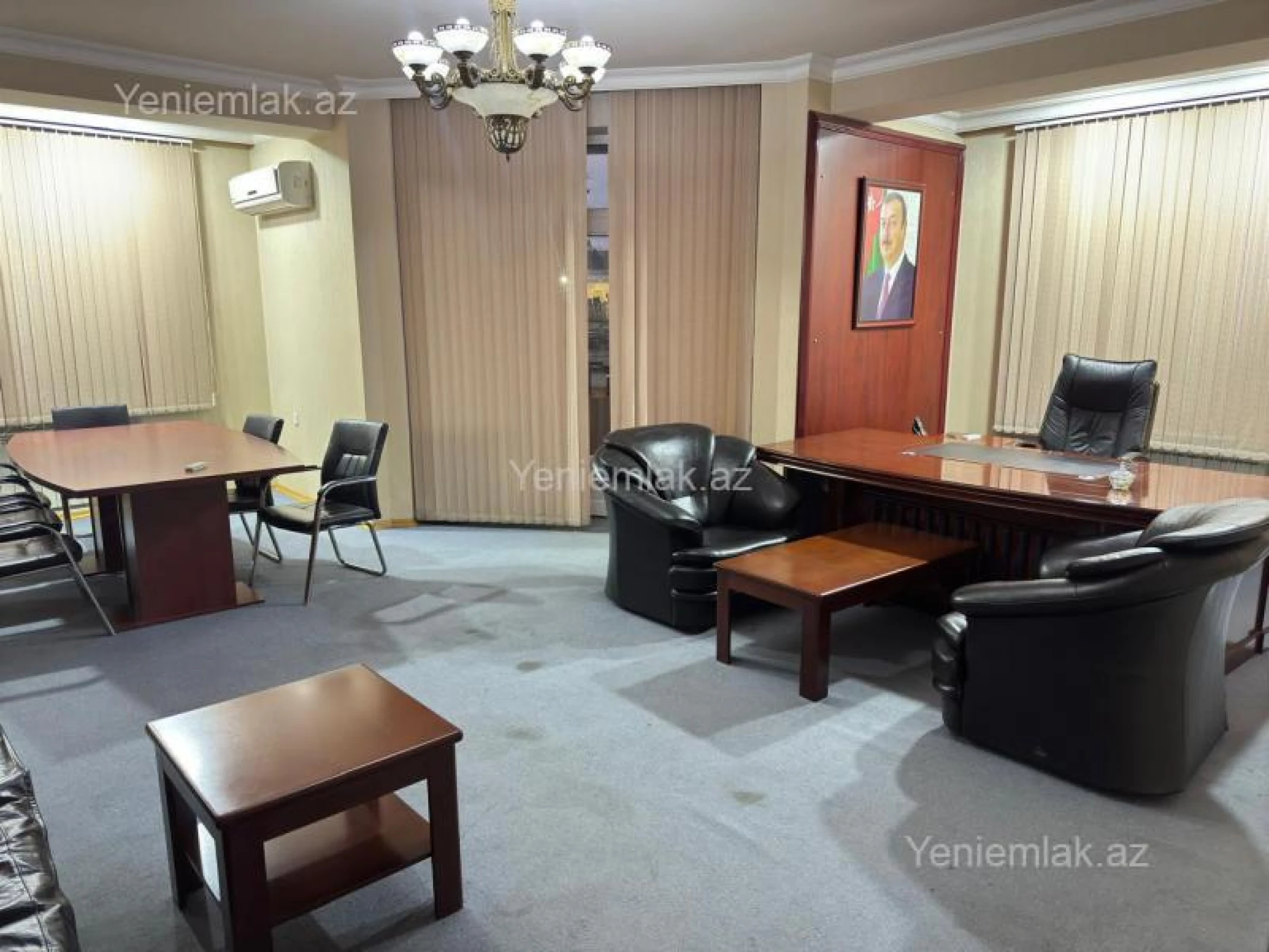 Satılır 4 otaqlı yeni tikili 160 m²