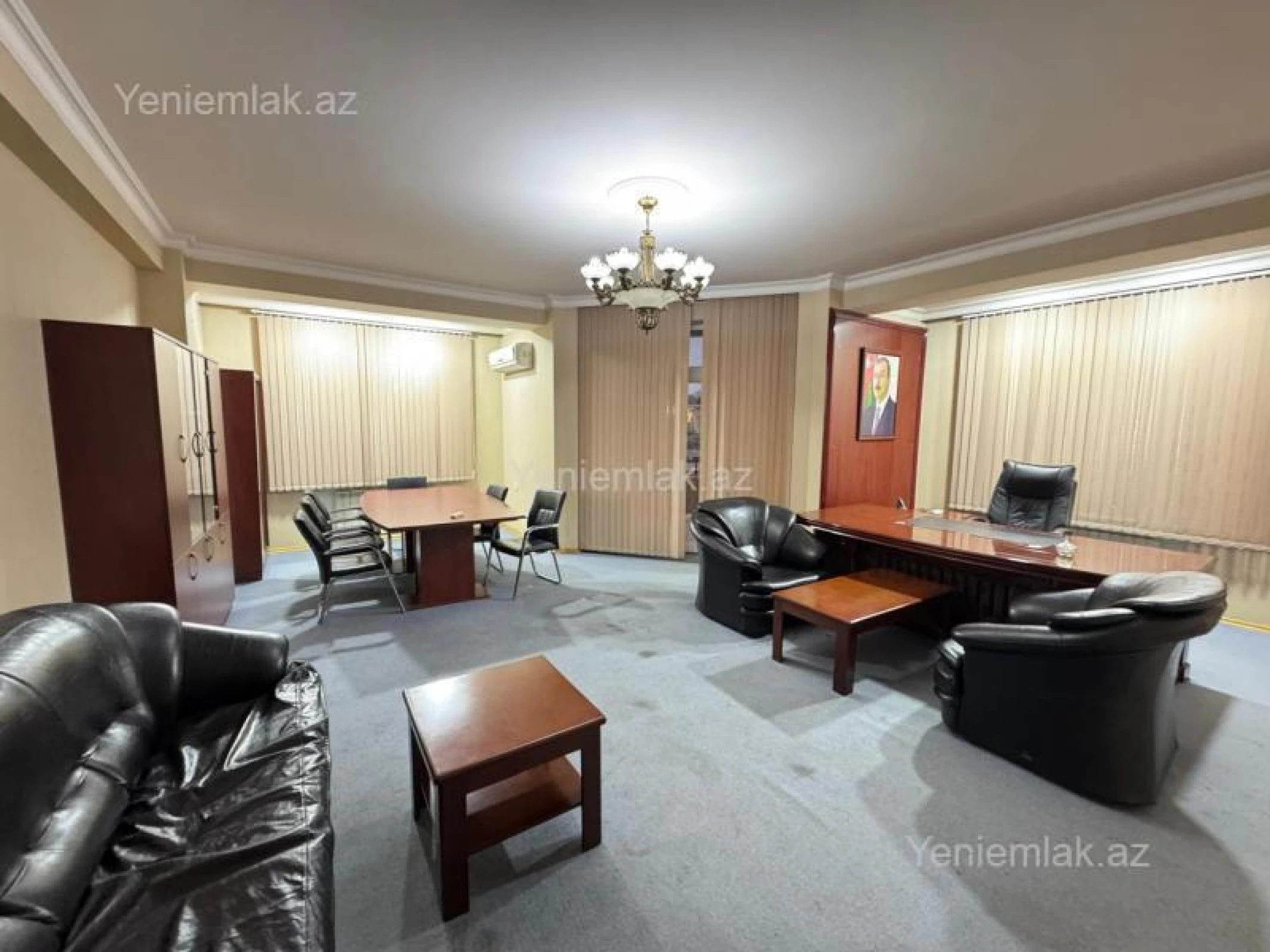 Satılır 4 otaqlı yeni tikili 160 m²