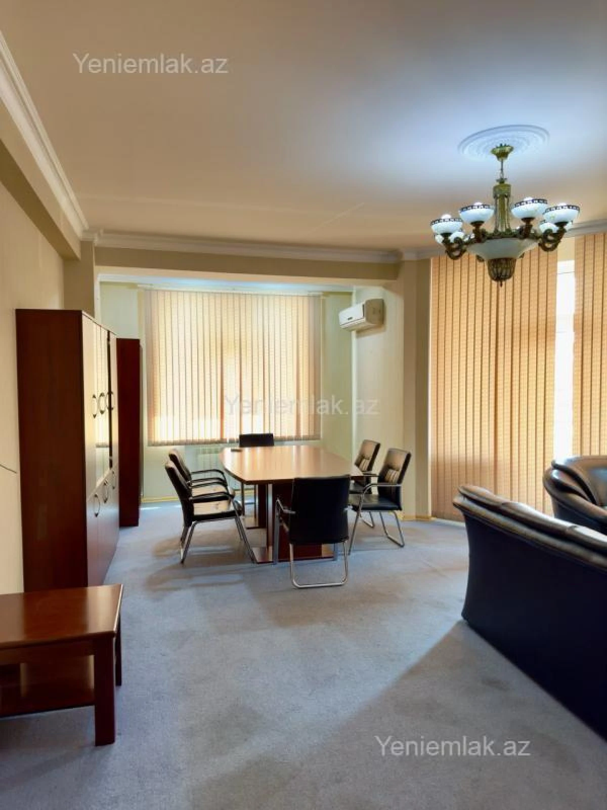 Satılır 4 otaqlı yeni tikili 160 m²