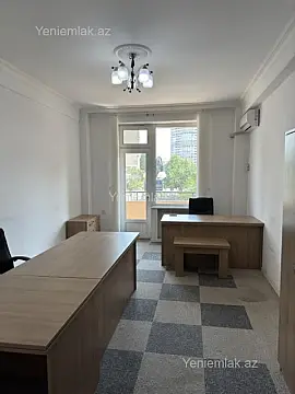 Satılır 4 otaqlı yeni tikili 160 m²