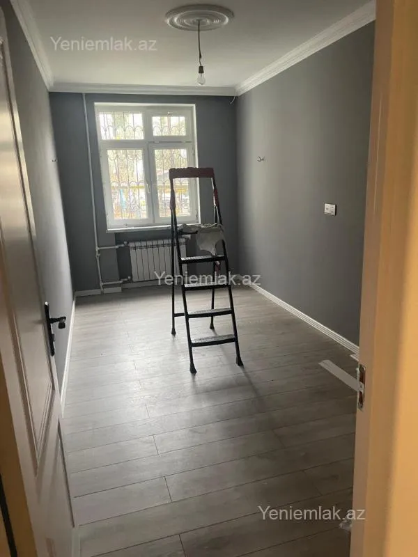 Satılır 3 otaqlı köhnə tikili 65 m²