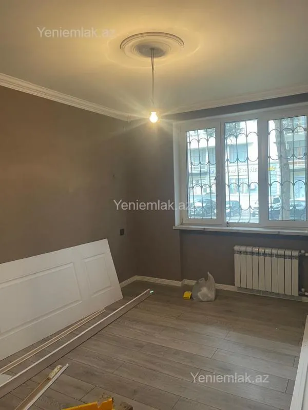 Satılır 3 otaqlı köhnə tikili 65 m²