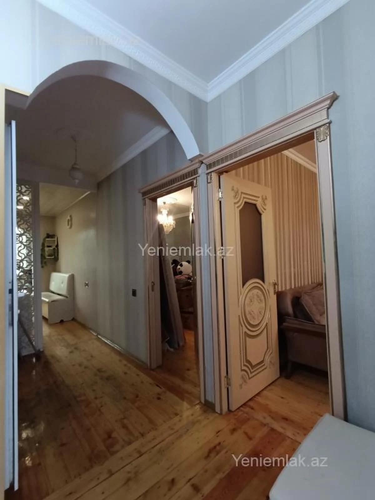 Satılır 4 otaqlı köhnə tikili 100 m²