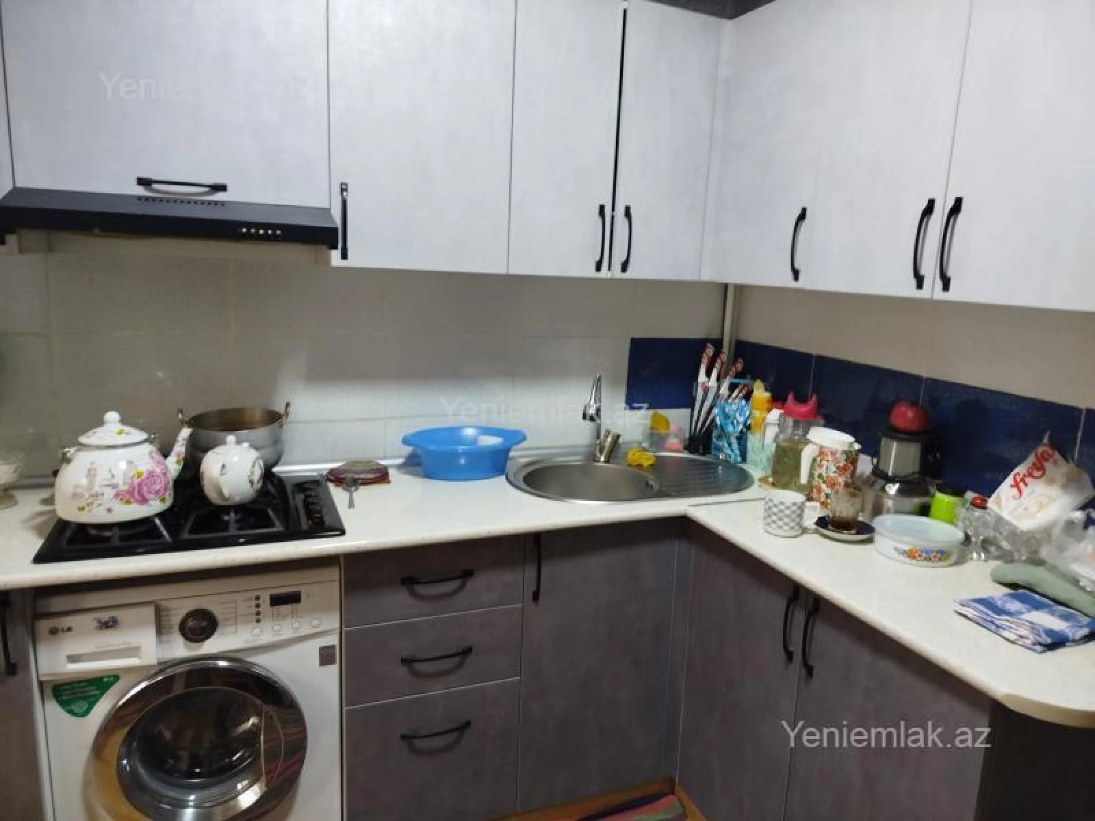 Satılır 3 otaqlı köhnə tikili 72 m²