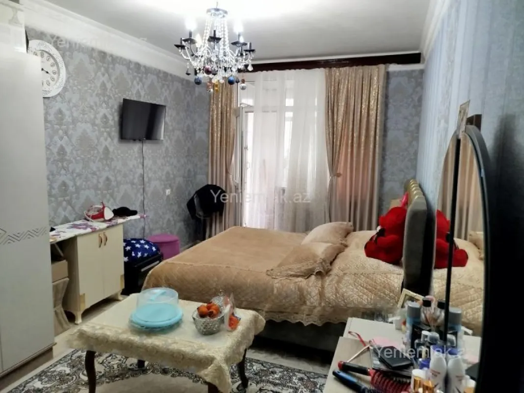 Satılır 3 otaqlı köhnə tikili 72 m²
