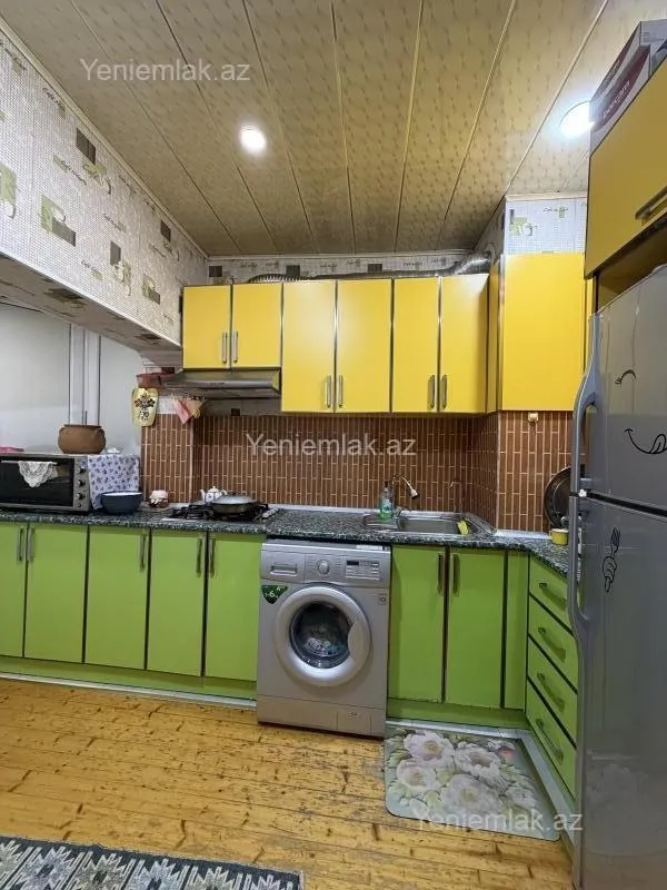 Satılır 3 otaqlı yeni tikili 73 m²
