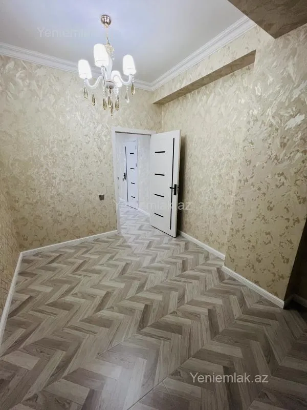 Satılır 4 otaqlı yeni tikili 127 m²