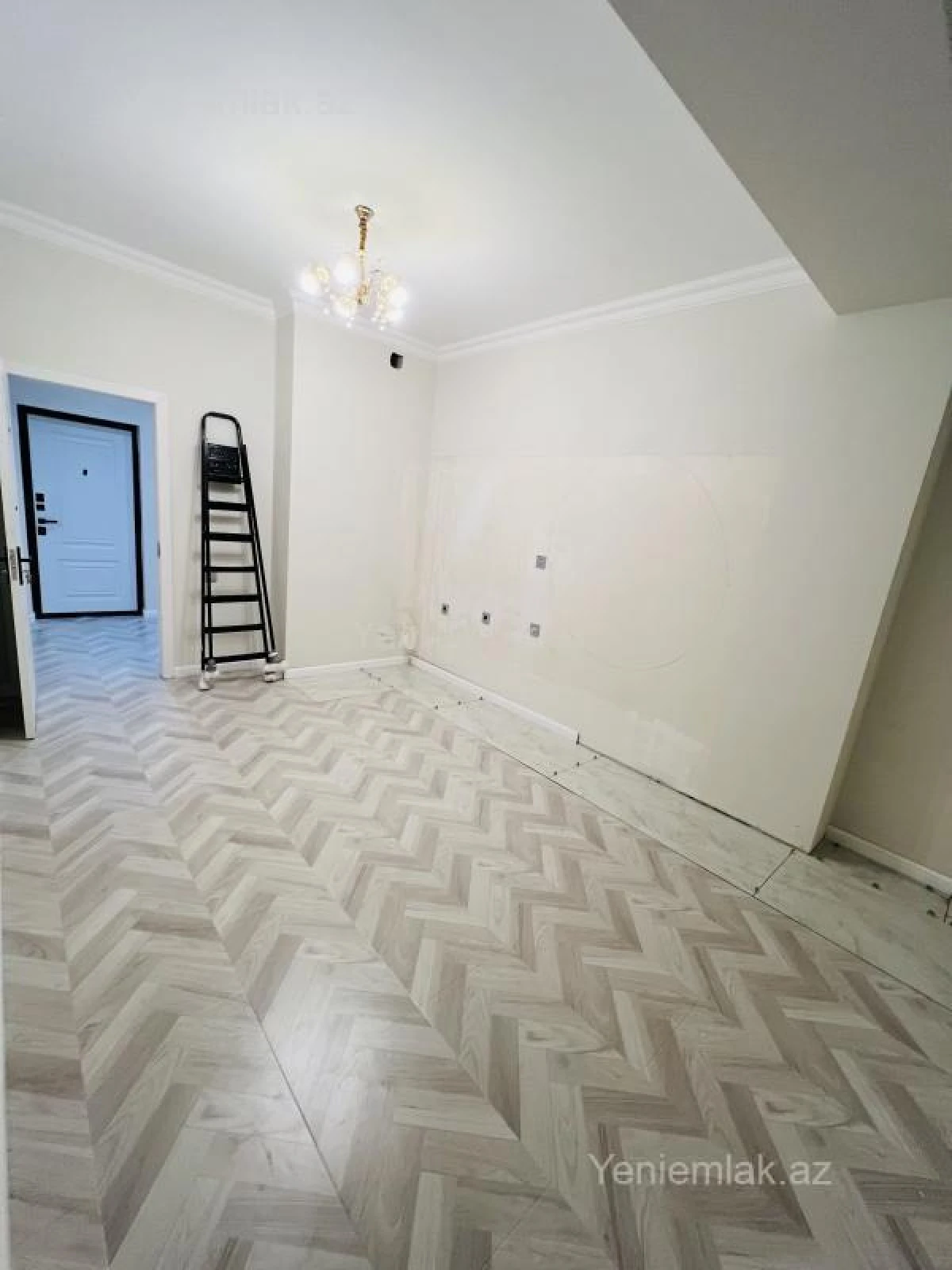 Satılır 4 otaqlı yeni tikili 127 m²