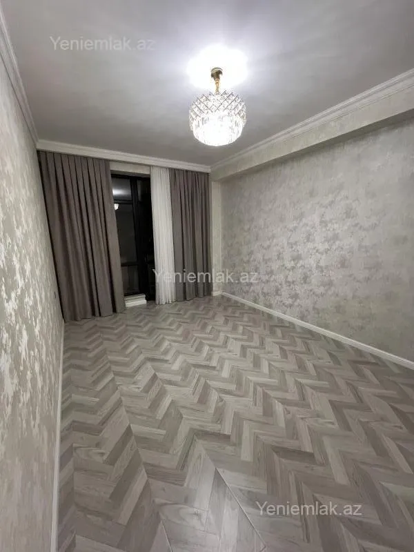 Satılır 4 otaqlı yeni tikili 127 m²